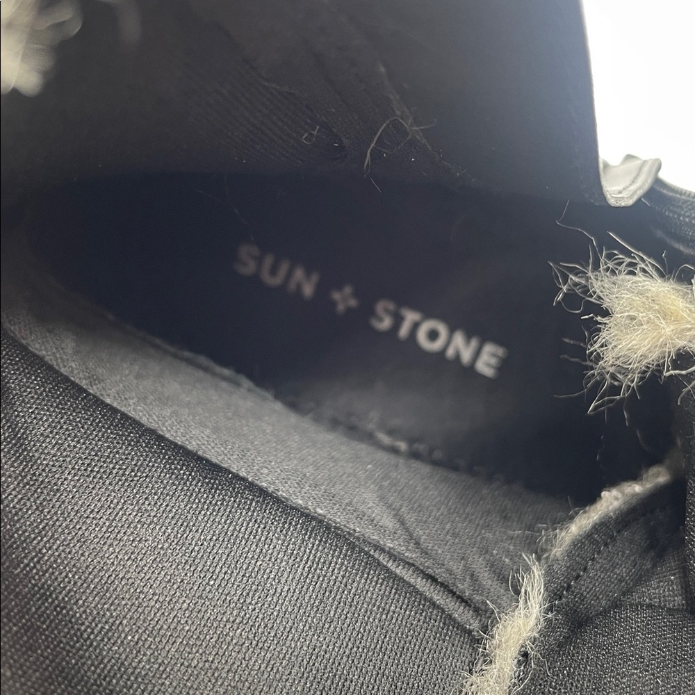 Sun + Stone Orlaa Black combat boots, size 6
New no box - Picture 2 of 5